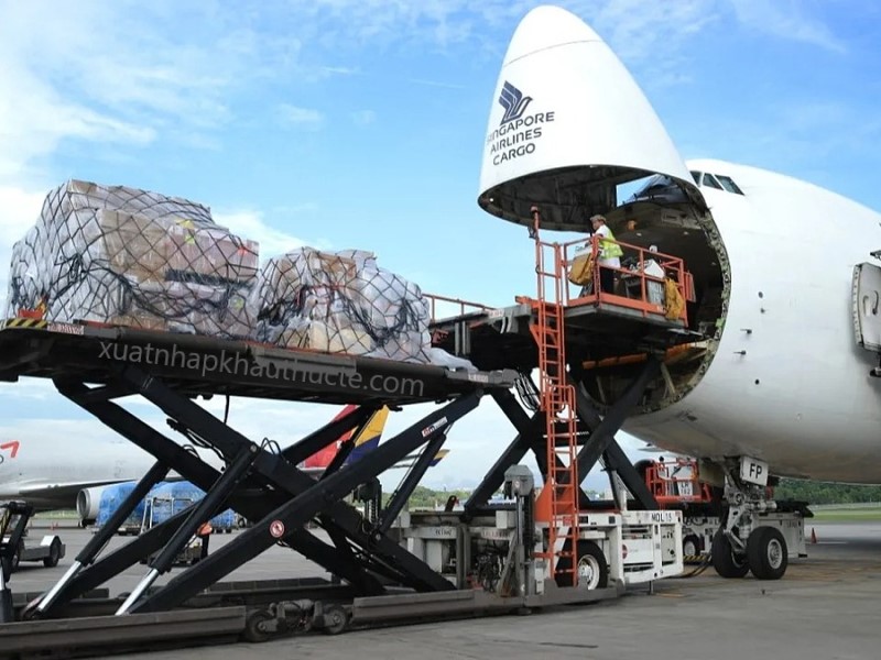 Quy trình nhập khẩu hàng hóa bằng đường hàng không